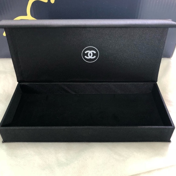 CHANEL silk box - Picture 3 of 6